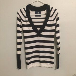 American Eagle Navy Striped Sweater